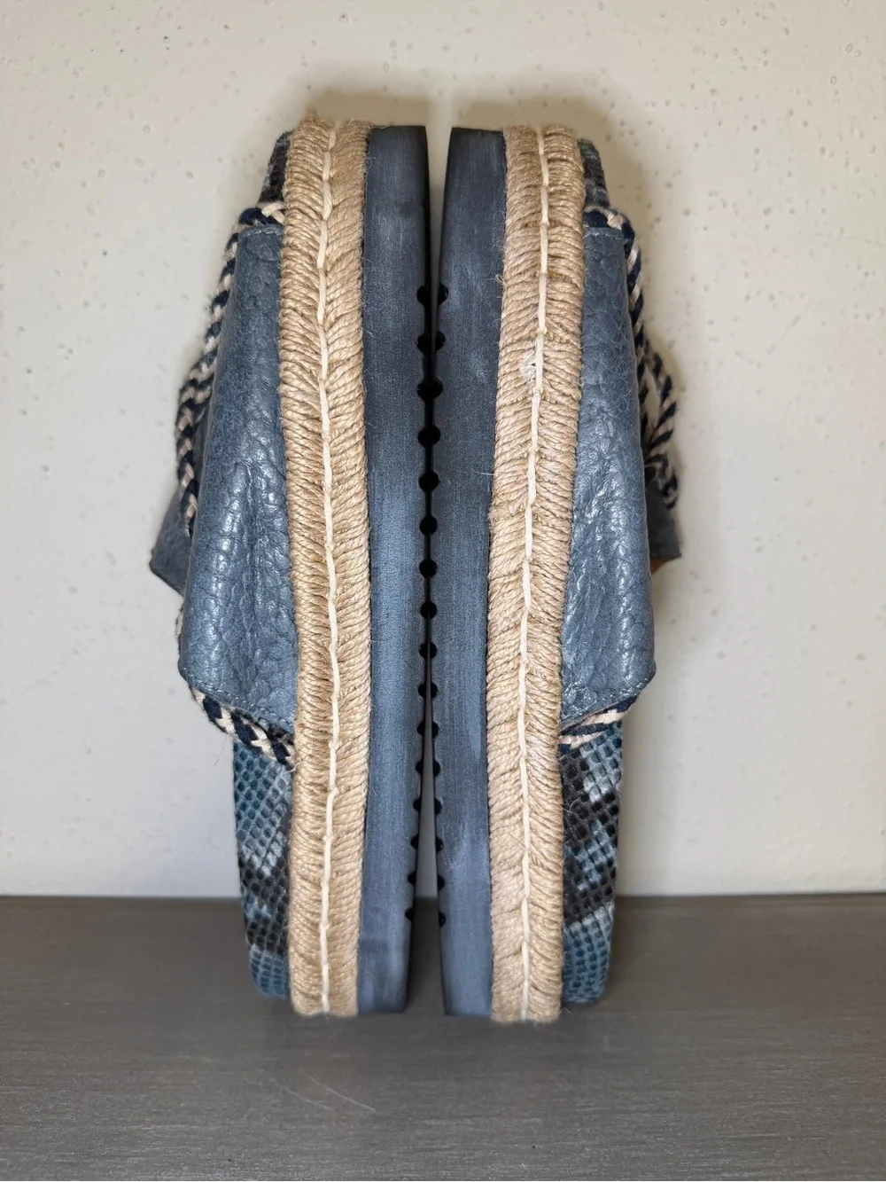 Free People Blue Leather Snakeskin Espadrille Platform Sandals Size 9 Spain